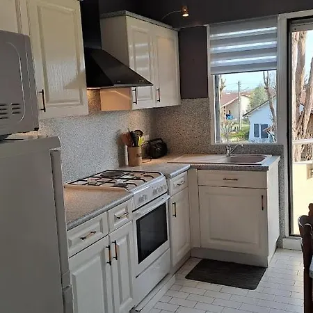 T3 Calme Proche Thermes Pour Cures/vacances Apartment