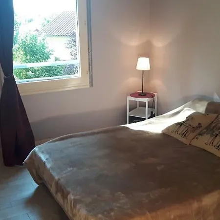 Apartment T3 Calme Proche Thermes Pour Cures/vacances